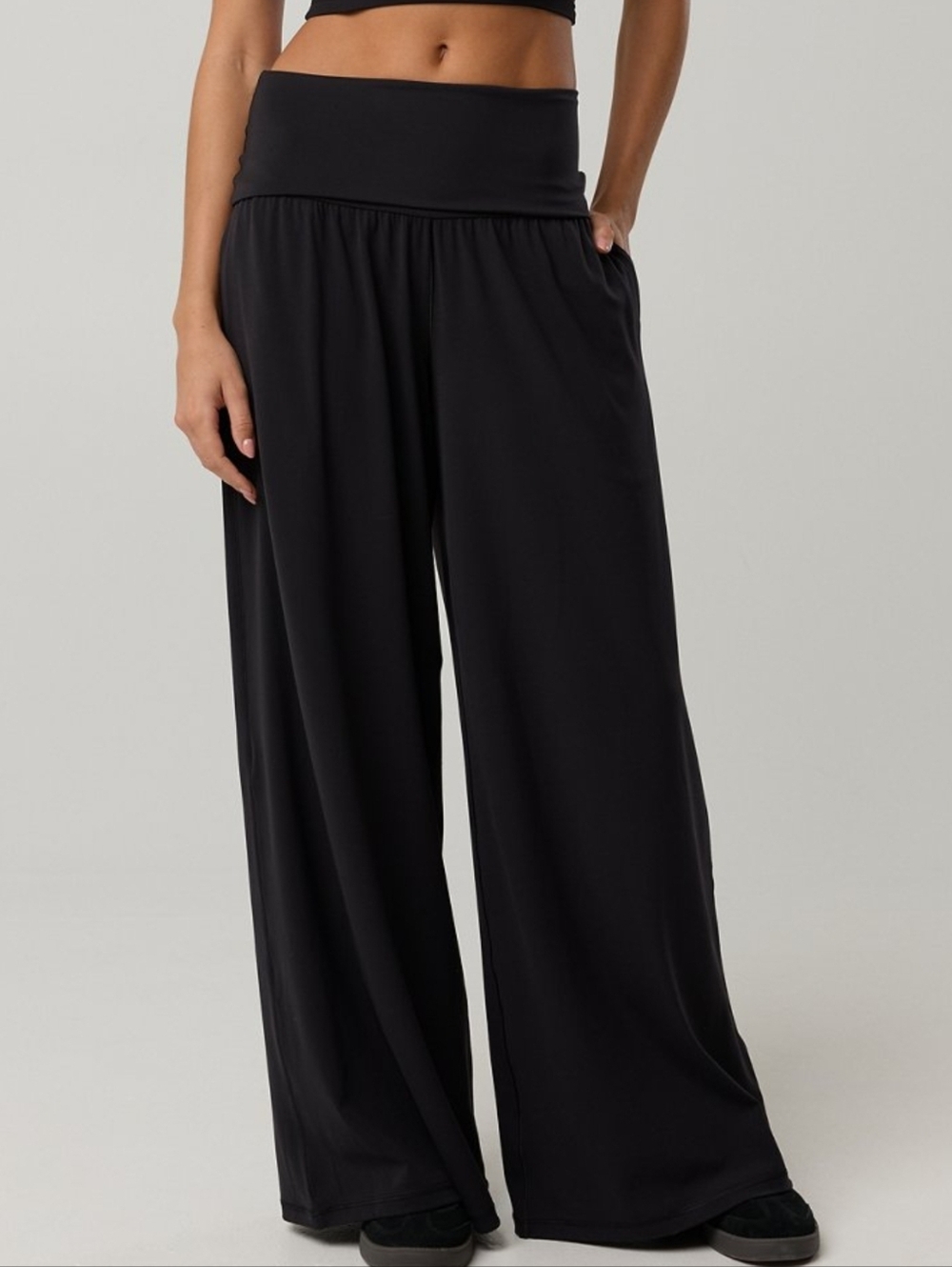 Offline By Aerie Real Me Foldover Super Wide Leg Pant EUC